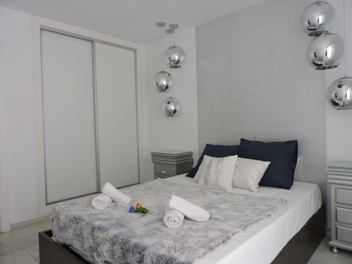 Exclusivo Puerto Marina Appartement Benalmádena
